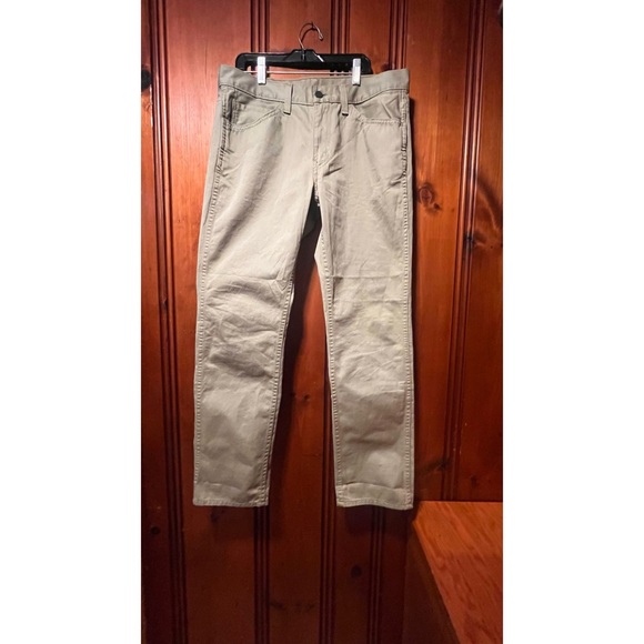 Levi’s 511 khakis 33x30 - Picture 1 of 4